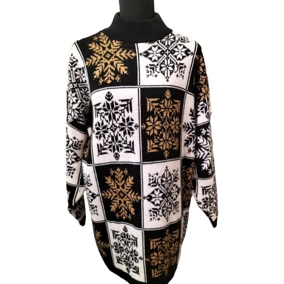 Trimmings Sweaters - 3031) Vintage Trimmings White Black Gold  Snowflakes Pullover  Sweater Large